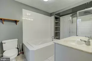 303 S Ann St, Baltimore, MD 21231 - Photo 12