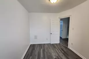 3405 Ravenwood Ave, Baltimore, MD 21213 - Photo 12