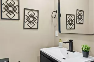 3400 Cotwood Pl, Baltimore, MD 21215 - Photo 10