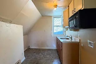 403 E 31st St, Baltimore, MD 21218 - Photo 16