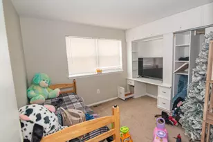 6425 Walther Ave, Baltimore, MD 21206 - Photo 10