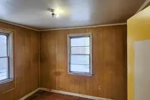 2918 Forest Glen Rd, Baltimore, MD 21216 - Photo 8