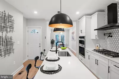 1028 N Fulton Avenue, Baltimore, MD 21217 - Photo 10