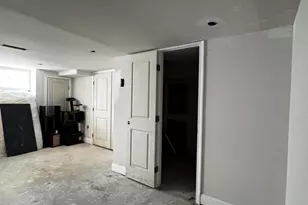 1207 Myrtle Ave, Baltimore, MD 21217 - Photo 12