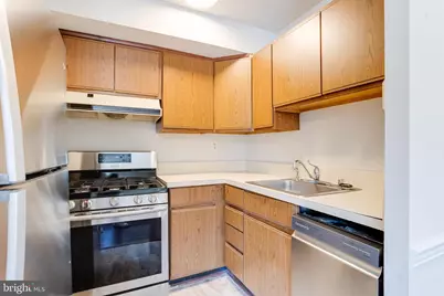 4410 Falls Bridge Drive #L, Baltimore, MD 21211 - Photo 14