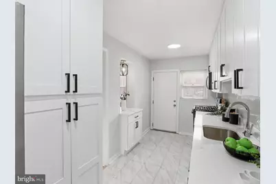 3917 Stokes Drive, Baltimore, MD 21229 - Photo 12