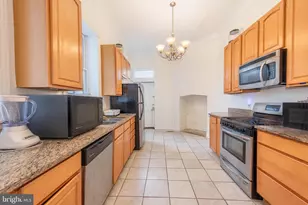 18 E Lafayette Ave, Baltimore, MD 21202 - Photo 8