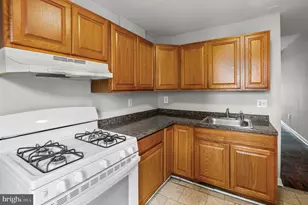 706 N Kenwood Ave, Baltimore, MD 21205 - Photo 12