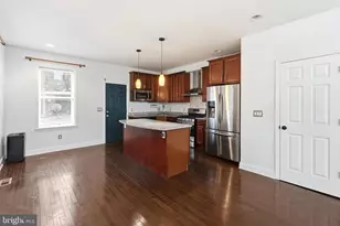 2302 Mt Royal Terrace, Baltimore, MD 21217 - Photo 10