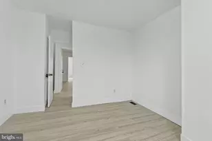 814 N Curley St, Baltimore, MD 21205 - Photo 18