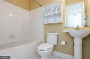 837 S Montford Ave S, Baltimore, MD 21224 - Photo 30