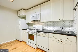 327 S Fremont Ave, Baltimore, MD 21230 - Photo 16