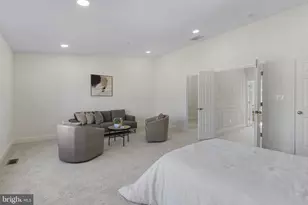 1256 Dockside Cir, Baltimore, MD 21224 - Photo 14