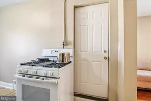 4108 Belvieu Ave, Baltimore, MD 21215 - Photo 10