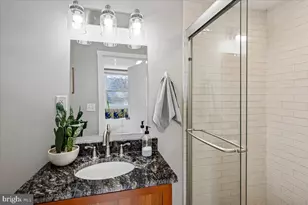 928 S Highland Ave S, Baltimore, MD 21224 - Photo 26