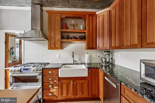 928 S Highland Ave S, Baltimore, MD 21224 - Photo 12