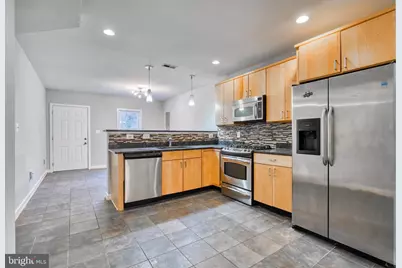 214 Regester Street S, Baltimore, MD 21231 - Photo 6