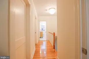 241 Medwick Garth E, Baltimore, MD 21228 - Photo 10