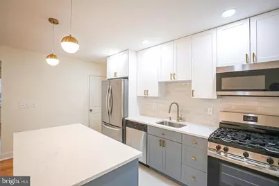 241 Medwick Garth E, Baltimore, MD 21228 - Photo 2