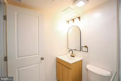 241 Medwick Garth E, Baltimore, MD 21228 - Photo 38