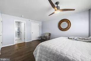 2702 Lighthouse Point E, Baltimore, MD 21224 - Photo 16