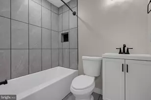 2418 E Chase St, Baltimore, MD 21213 - Photo 10