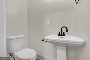 2418 E Chase St, Baltimore, MD 21213 - Photo 8