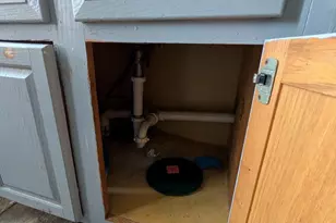 411 S Mount Street S, Baltimore, MD 21223 - Photo 16