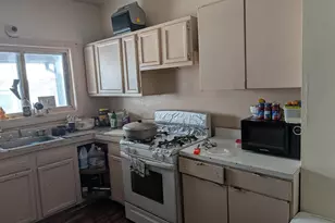 411 S Mount Street S, Baltimore, MD 21223 - Photo 44