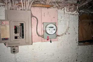 411 S Mount Street S, Baltimore, MD 21223 - Photo 36