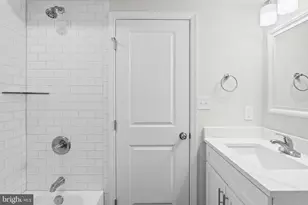 2103 McCulloh St, Baltimore, MD 21217 - Photo 30