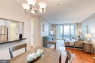 100 Harborview Drive #305, Baltimore, MD 21230 - Photo 10