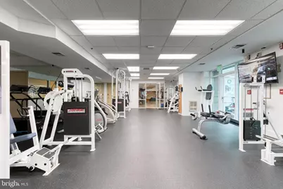 100 Harborview Drive #305, Baltimore, MD 21230 - Photo 28