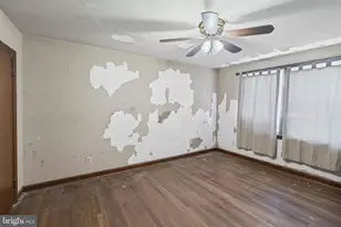 1007 Wildwood Pkwy, Baltimore, MD 21229 - Photo 6