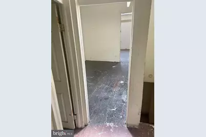 43 Wheeler Avenue N, Baltimore, MD 21223 - Photo 12