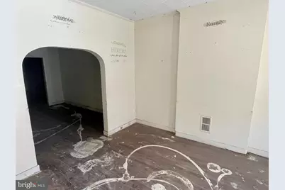 43 Wheeler Avenue N, Baltimore, MD 21223 - Photo 4