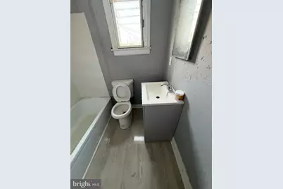 2006 Walbrook Avenue, Baltimore, MD 21217 - Photo 22