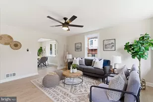 10 Mardrew Rd, Baltimore, MD 21229 - Photo 1