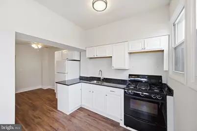 605 Lyndhurst Street, Baltimore, MD 21229 - Photo 4