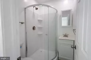 1007 Brentwood Ave, Baltimore, MD 21202 - Photo 18