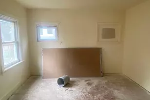 1306 E 33rd St, Baltimore, MD 21218 - Photo 6