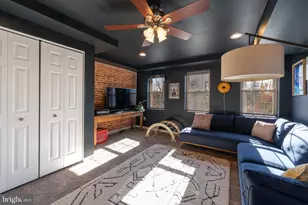 1800 E Pratt St, Baltimore, MD 21231 - Photo 20