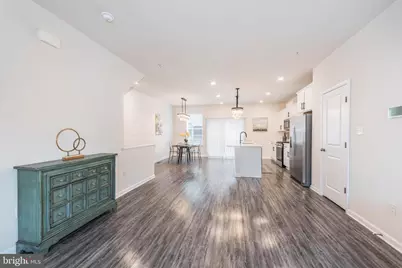 4318 Laplata Avenue, Baltimore, MD 21211 - Photo 4