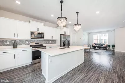 4318 Laplata Avenue, Baltimore, MD 21211 - Photo 10