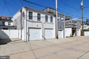 613 S Port St, Baltimore, MD 21224 - Photo 32
