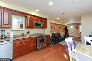 613 S Port St, Baltimore, MD 21224 - Photo 4