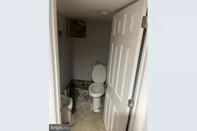 5207 Wilton Heights Avenue, Baltimore, MD 21215 - Photo 32