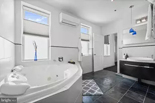 210 S High St, Baltimore, MD 21202 - Photo 40