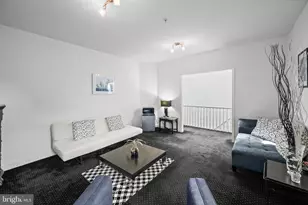 210 S High St, Baltimore, MD 21202 - Photo 32