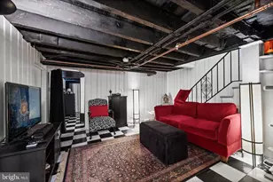 210 S High St, Baltimore, MD 21202 - Photo 42